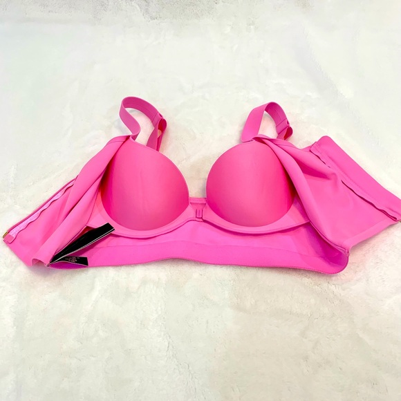 VICTORIA'S SECRET Knockout Front-close Sport Bra size 34B - Picture 6 of 8